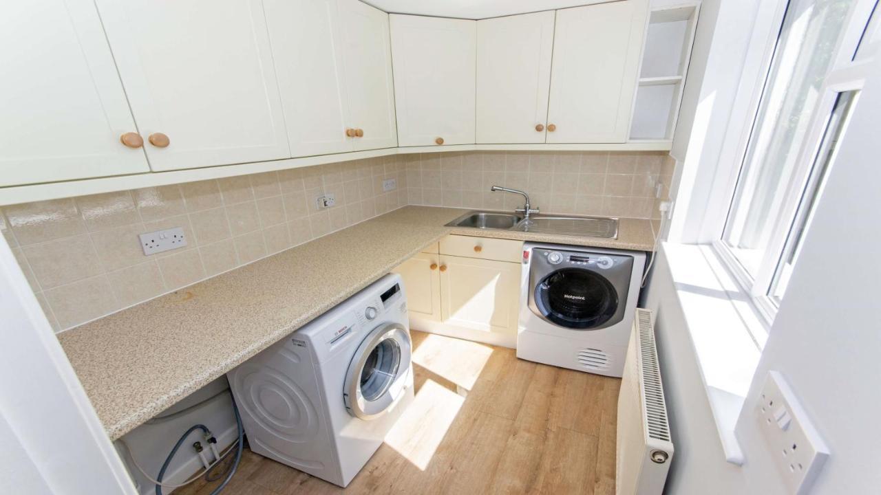 Ladywell Croyde - Super Stylish Large Home With Pool Table, Woodburner, Pizza Oven And Hot Tub Option, Sleeps 12 Extérieur photo