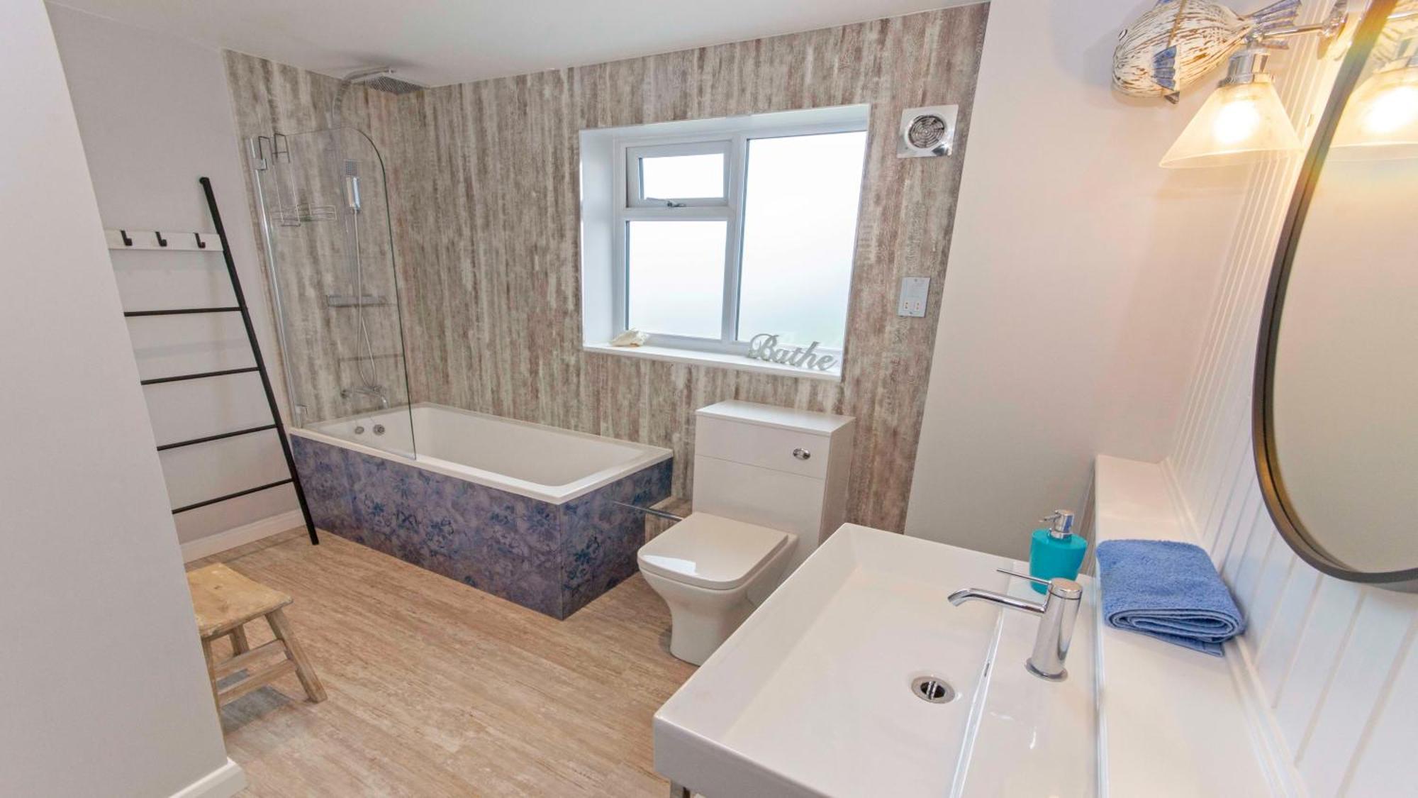 Ladywell Croyde - Super Stylish Large Home With Pool Table, Woodburner, Pizza Oven And Hot Tub Option, Sleeps 12 Extérieur photo