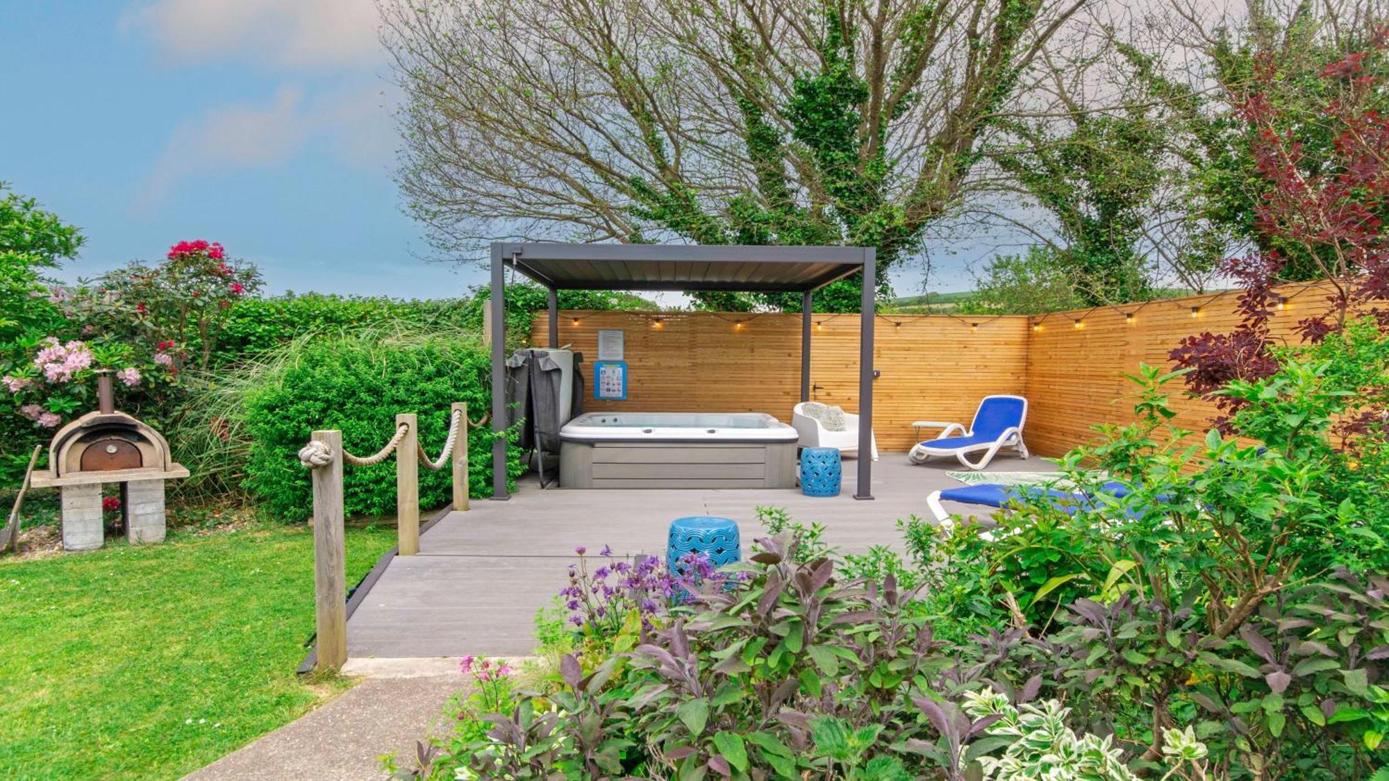 Ladywell Croyde - Super Stylish Large Home With Pool Table, Woodburner, Pizza Oven And Hot Tub Option, Sleeps 12 Extérieur photo